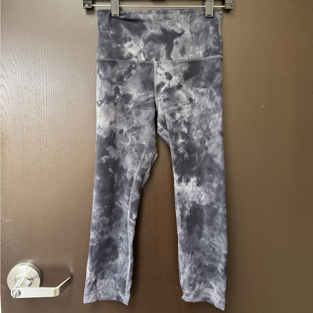NWOT Lululemon 21 inch Align Leggings